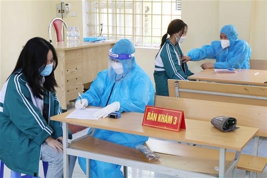 Hà Nội tiêm vaccine Covid cho học sinh lớp 9 từ ngày 27/11