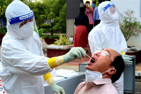 Dịch COVID-19 bùng phát mạnh trở lại, Sóc Trăng cấp bách ứng phó