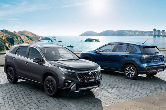 Suzuki S-Cross 2022 trình làng