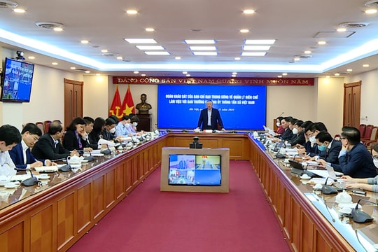 Ban Chỉ đạo Trung ương về Quản lý biên chế làm việc với Ban Thường vụ Đảng ủy TTXVN