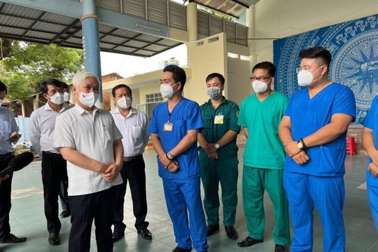 Bình Dương đẩy mạnh các trung tâm chuyên điều trị bệnh nhân Covid, không để F0 tự bơi