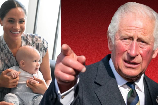 Bị con dâu Meghan dồn vào đường cùng, Thái tử Charles buộc phải phá vỡ nguyên tắc Nữ hoàng thực hiện bấy lâu để làm điều này, thái độ của Harry càng gây tranh cãi
