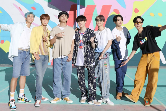 'Dynamite' của BTS được nghe nhiều nhất năm 2021 trên Apple Music
