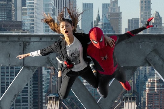 Loạt phim bom tấn Hollywood đổ bộ trong tháng cuối năm 2021