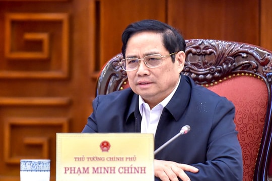 Vaccine, thuốc chữa bệnh và ý thức người dân là những giải pháp cấp bách hiện nay