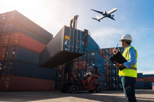 Khó khăn và thách thức đối với ngành logistics Việt Nam
