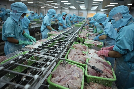Đề xuất nâng gói hỗ trợ tài khóa lên khoảng 5 - 7% GDP