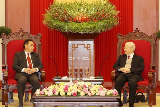 Tổng Bí thư Nguyễn Phú Trọng tiếp Chủ tịch Quốc hội Lào