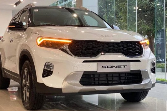 Kia Sonet bất ngờ tăng giá bán