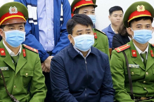Vụ chế phẩm Redoxy 3C: Cựu Chủ tịch Nguyễn Đức Chung có 5 luật sư bào chữa