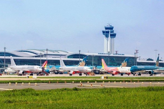  Việt Nam sẽ mở cửa đường bay thương mại quốc tế với địa điểm và đối tượng cụ thể nào?