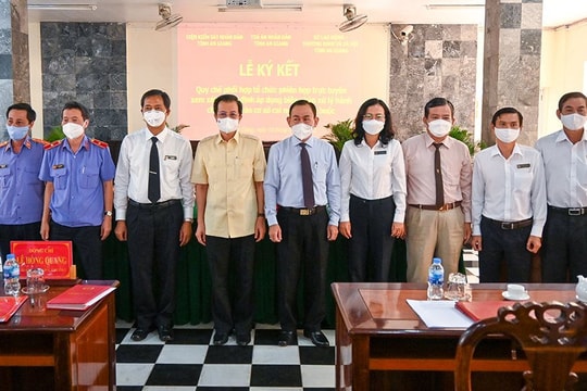 TAND tỉnh An Giang ký kết Quy chế phối hợp tổ chức phiên họp trực tuyến với Viện KSND, Sở LĐ-TB & XH tỉnh