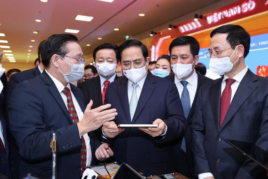 Lấy người dân, doanh nghiệp làm mục tiêu,  động lực của quá trình chuyển đổi số