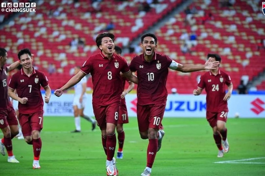 Dangda đi vào lịch sử AFF Cup giúp Thái Lan giành quyền vào bán kết