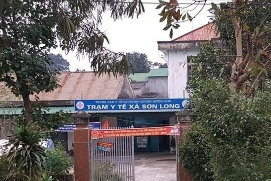 Bắt quả tang trạm trưởng y tế và cán bộ tư pháp trên chiếu bạc