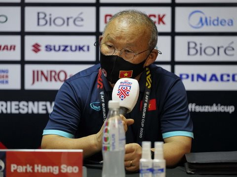 HLV Park Hang Seo: "Việt Nam sẽ nỗ lực giành chiến thắng trước Thái Lan"