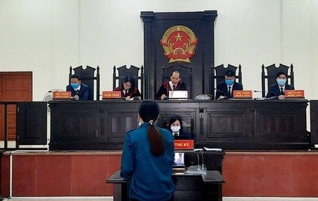 Lừa đảo chiếm đoạt hơn 2 tỷ đồng, lĩnh 15 năm tù