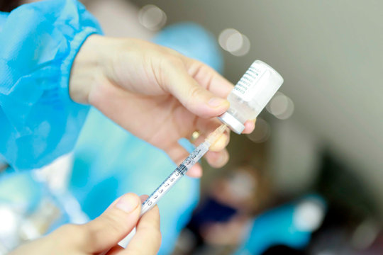 Hơn 1,2 triệu ca mắc COVID-19 tại Việt Nam đã khỏi; đã tiêm trên 2 triệu liều vaccine mũi 3