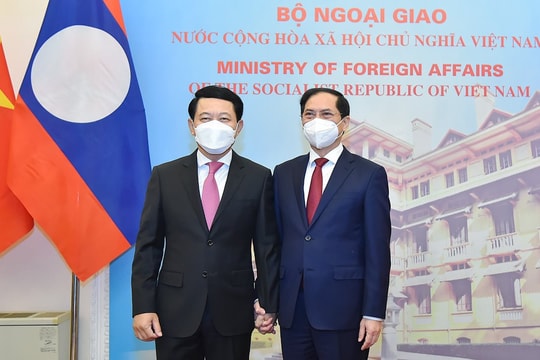 Tham vấn chính trị cấp Bộ trưởng Ngoại giao Việt Nam-Lào lần thứ 8