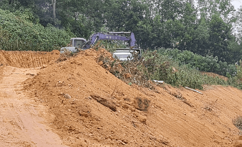 Nghệ An: Nghi vấn đất lậu được sử dụng trong dự án đường có tổng vốn đầu tư hơn 10 tỷ đồng
