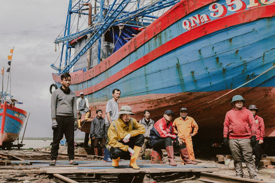 Với MV dài 6 phút, Đen Vâu chỉ mất chưa đầy 1 ngày đạt top 1 thịnh hành