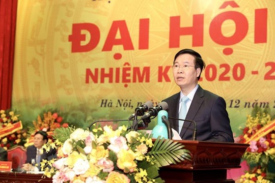 Báo chí có nhiệm vụ nặng nề nhưng cũng rất vẻ vang trên chặng đường đi tới