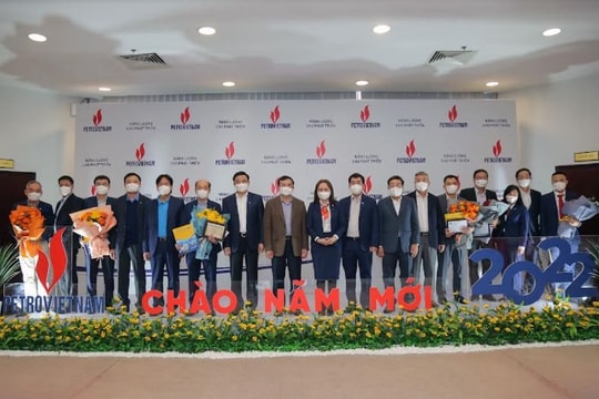Petrovietnam mừng công hoàn thành vượt mức các chỉ tiêu sản xuất năm 2021