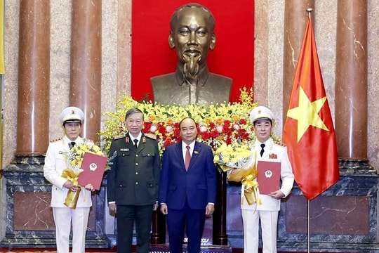 Chủ tịch nước thăng hàm Thượng tướng cho 2 Thứ trưởng Công an