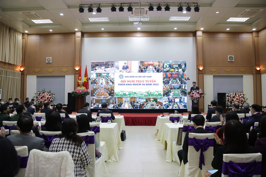 BHXH Việt Nam tổ chức Hội nghị trực tuyến 
triển khai nhiệm vụ công tác năm 2022

