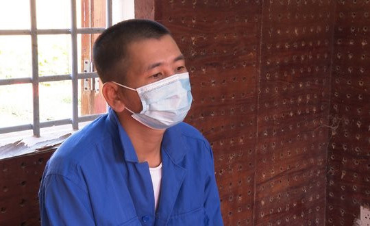 Đạp chết con riêng 2 tuổi của vợ hờ
