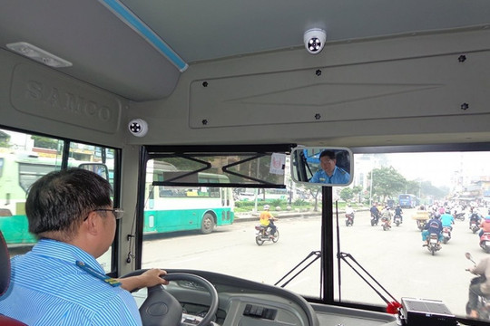 Hà Nội lập 6 chốt kiểm tra, xử lý xe không lắp camera