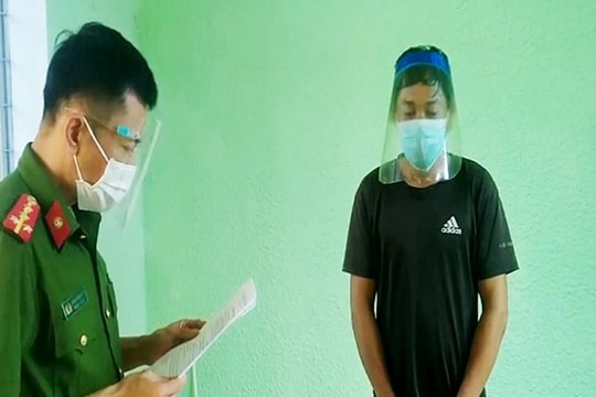 Dùng mạng xã hội để dụ dỗ nam sinh quan hệ đồng giới