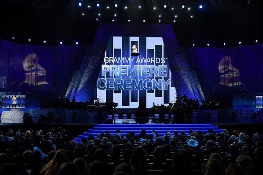 Lễ trao giải Grammy tiếp tục bị lùi lịch do biến thể Omicron
