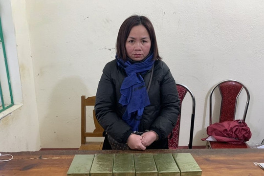 Cao Bằng: Nữ giáo viên mua bán 6 bánh heroin bị bắt giữ