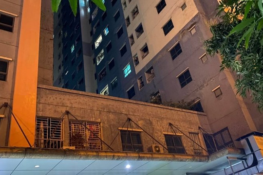 Nam thanh niên rơi từ tầng cao chung cư, để lại thư tuyệt mệnh