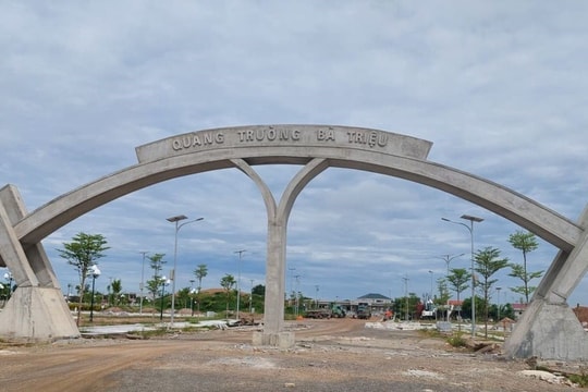 Khởi tố nguyên Trưởng phòng Tài nguyên và Môi trường huyện Yên Định