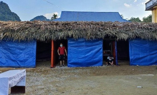 Chuyện dân về quê phải vào lều cách ly