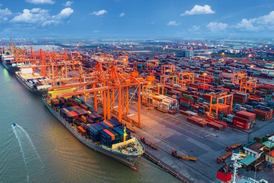 Xuất nhập khẩu 2022 dự báo vượt kỷ lục năm 2021