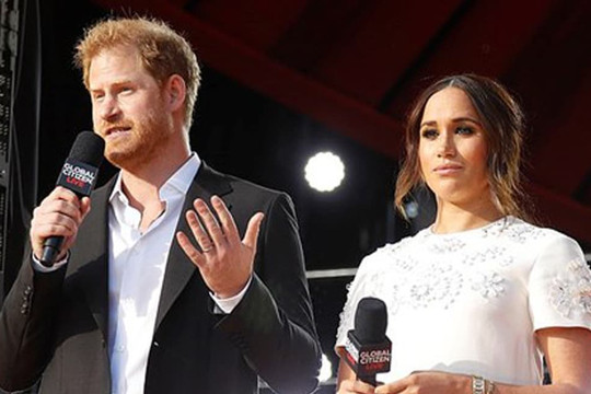Vợ chồng Meghan bị mỉa mai đạo đức giả khi vừa 'quan ngại' về sai sót của Spotify vừa quyết không nhả ra hợp đồng 500 tỷ