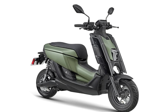 Xe máy điện Yamaha EMF ra mắt