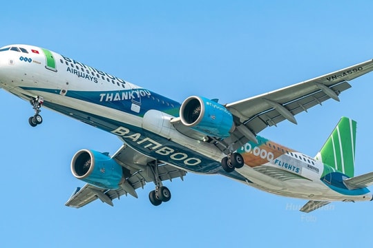 Chuyên cơ đặc biệt của Bamboo Airways đón những “cô gái vàng” của Đội tuyển bóng đá nữ Việt Nam về nước