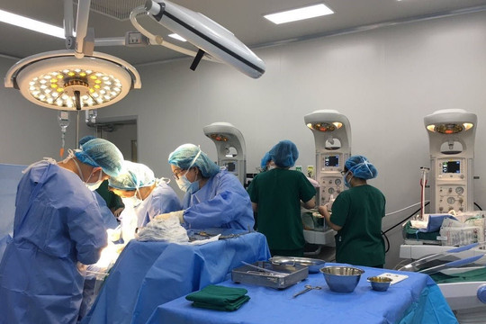 Bệnh viện Tâm Anh phối hợp 3 chuyên khoa giúp sản phụ mang tam thai “vượt cạn” an toàn