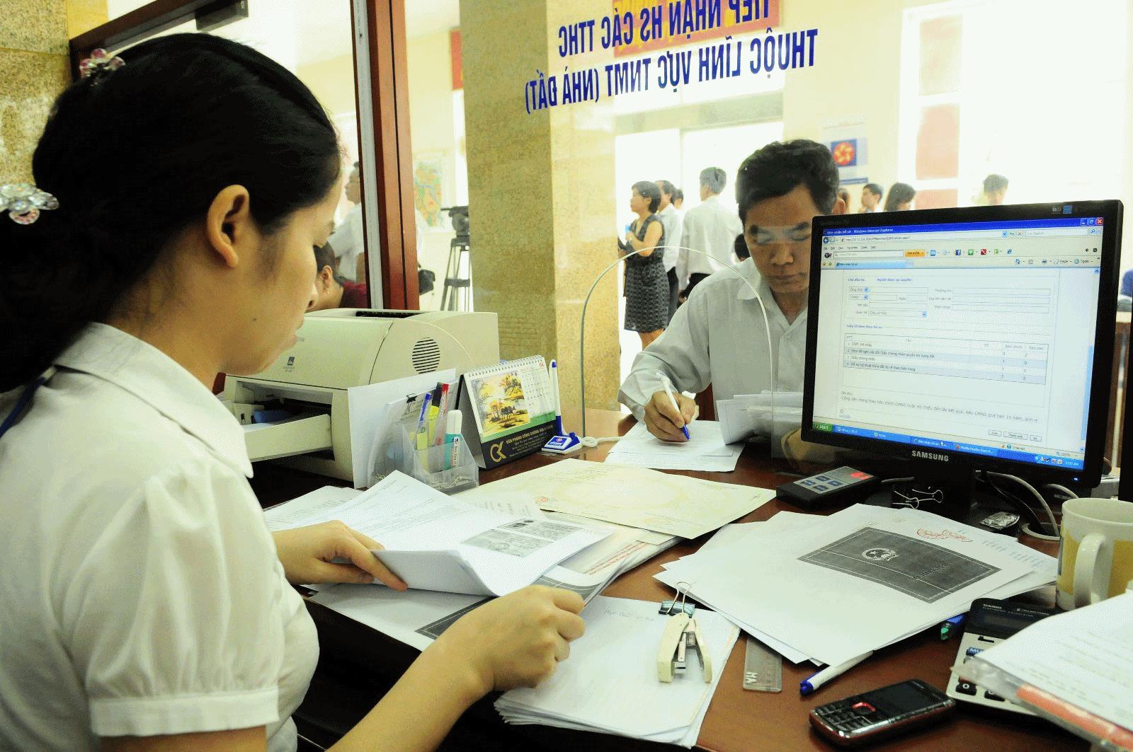 Từ ngày 18/2, không cần mang giấy khai sinh, giấy kết hôn đi làm thủ tục hành chính