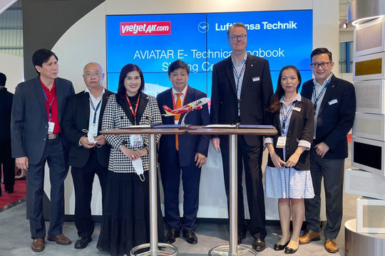 Vietjet hợp tác cùng Lufthansa Technik số hoá toàn bộ quy trình cập nhật thông tin kỹ thuật tàu bay