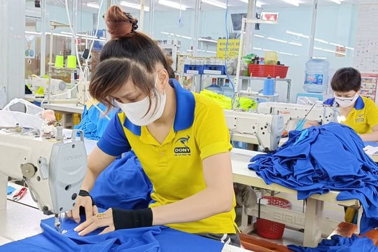 Ngành dệt may khởi sắc nhưng không thể chủ quan