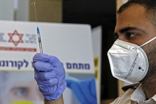 Tin vắn thế giới ngày 17/2: Israel thử nghiệm vaccine ngừa biến chủng Omicron