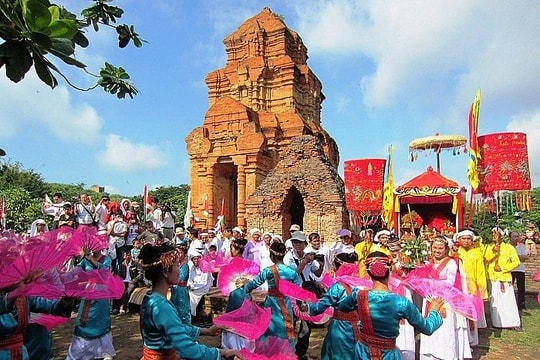 Khánh Hòa: Gần 100 hoạt động, sự kiện văn hóa, thể thao và du lịch trong năm 2022