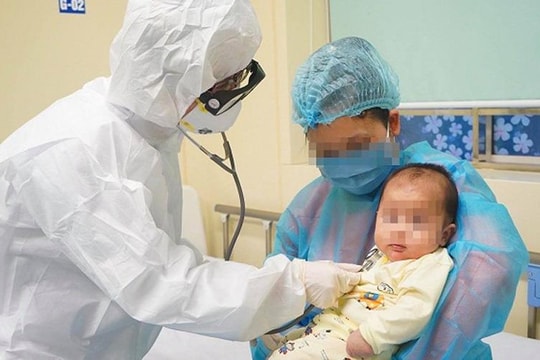PGS.TS Nguyễn Lân Hiếu chỉ sai lầm khi chăm sóc trẻ mắc Covid-19 tại nhà