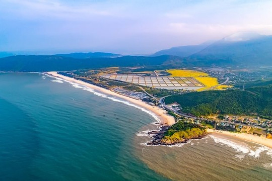 Khảo sát dự án điện gió biển hơn 22.000 tỷ đồng