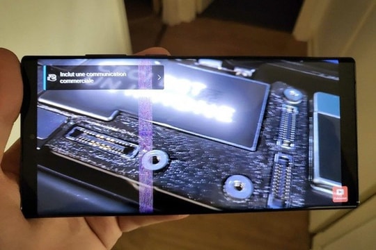 Galaxy S22 Ultra gặp lỗi hiển thị